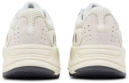 Yeezy Boost 700 Analog