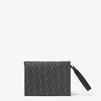 Pochette Fendi Diagonal
Pochette en tissu gris