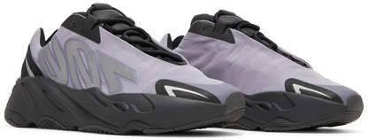 Yeezy Boost 700 MNVN Geode