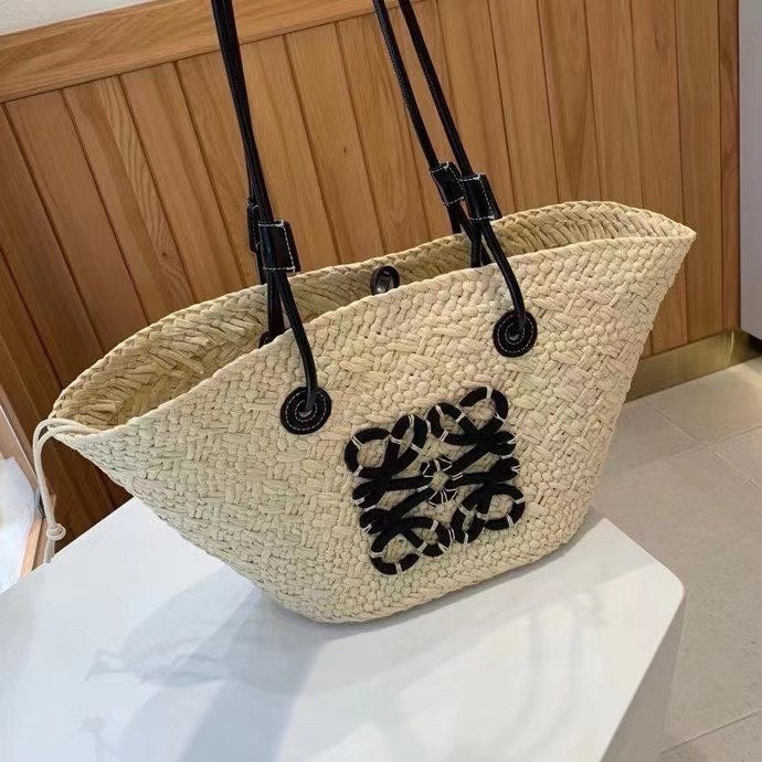 Loewe - Anagram en palmier Iraca et cuir de veau